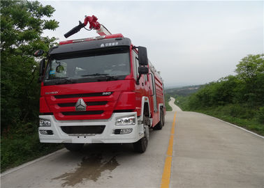 Altura de funcionamiento importada del coche de bomberos los 20m de la torre del agua del chasis y de agua del petrolero de la espuma