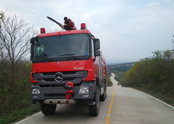 Impulsión del coche de bomberos 580HP 6x6 del aeropuerto de los aviones de G.V.W 33 Ton Mercedes Benz ARFF